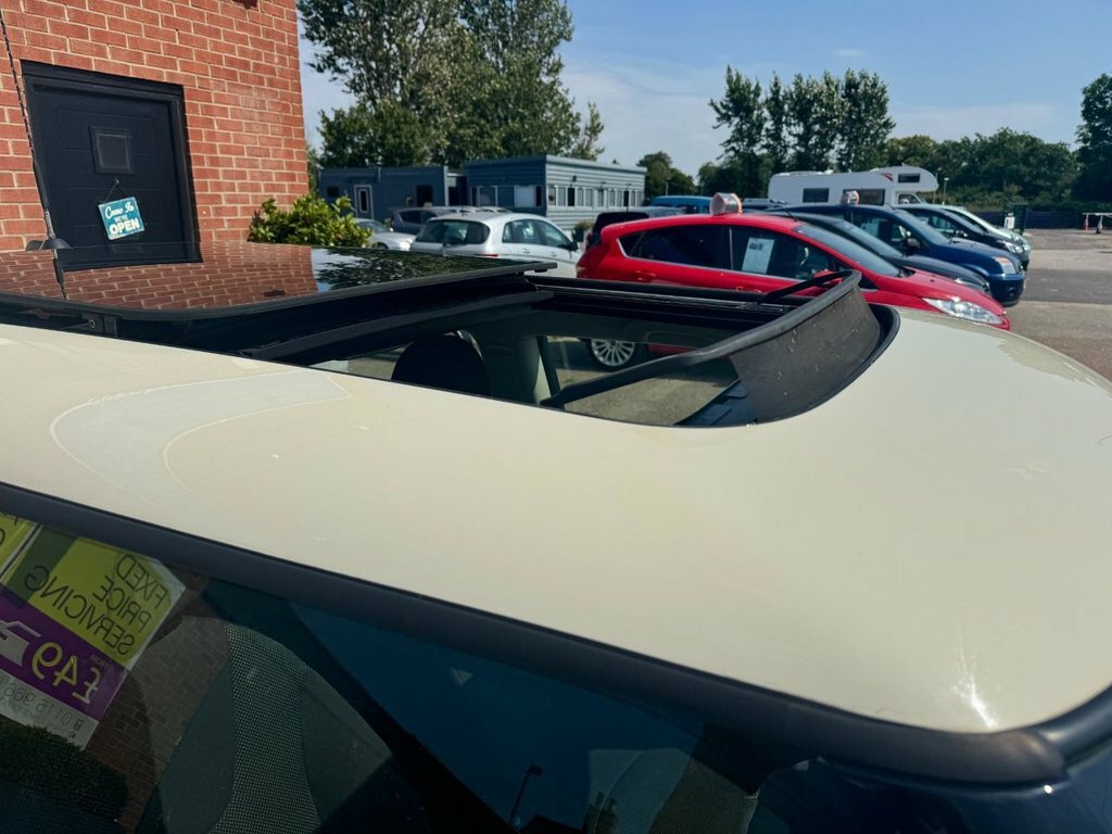 Mini Hatch Cooper Sportchili Packsunroof 3-Door Orange #16