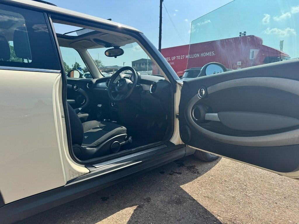 Mini Hatch Cooper Sportchili Packsunroof 3-Door Orange #17