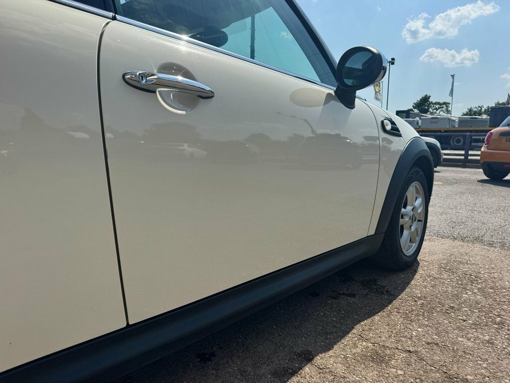 Mini Hatch Cooper Sportchili Packsunroof 3-Door Orange #27