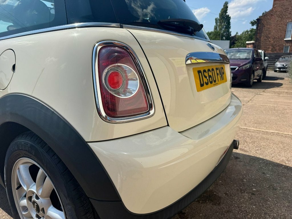 Mini Hatch Cooper Sportchili Packsunroof 3-Door Orange #28