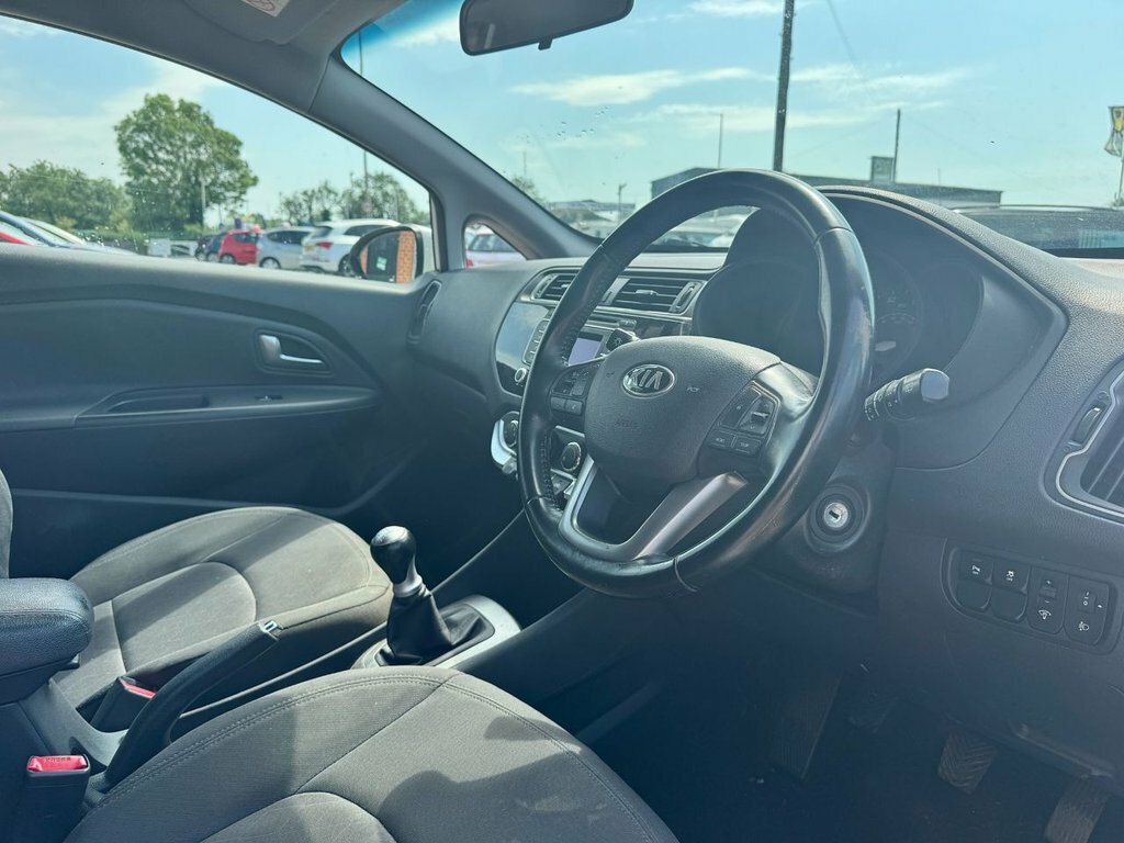 Kia RIO Kia Rio 1.4 Crdi Ecodynamics 3 Euro 6 White #11
