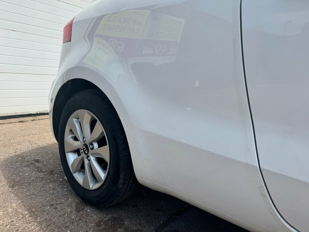 Kia RIO Kia Rio 1.4 Crdi Ecodynamics 3 Euro 6 White #10