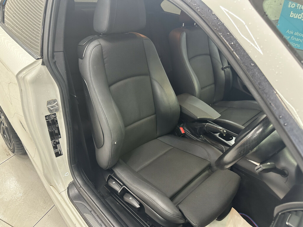 BMW 1 Series M Sport HXZ4119 White #2
