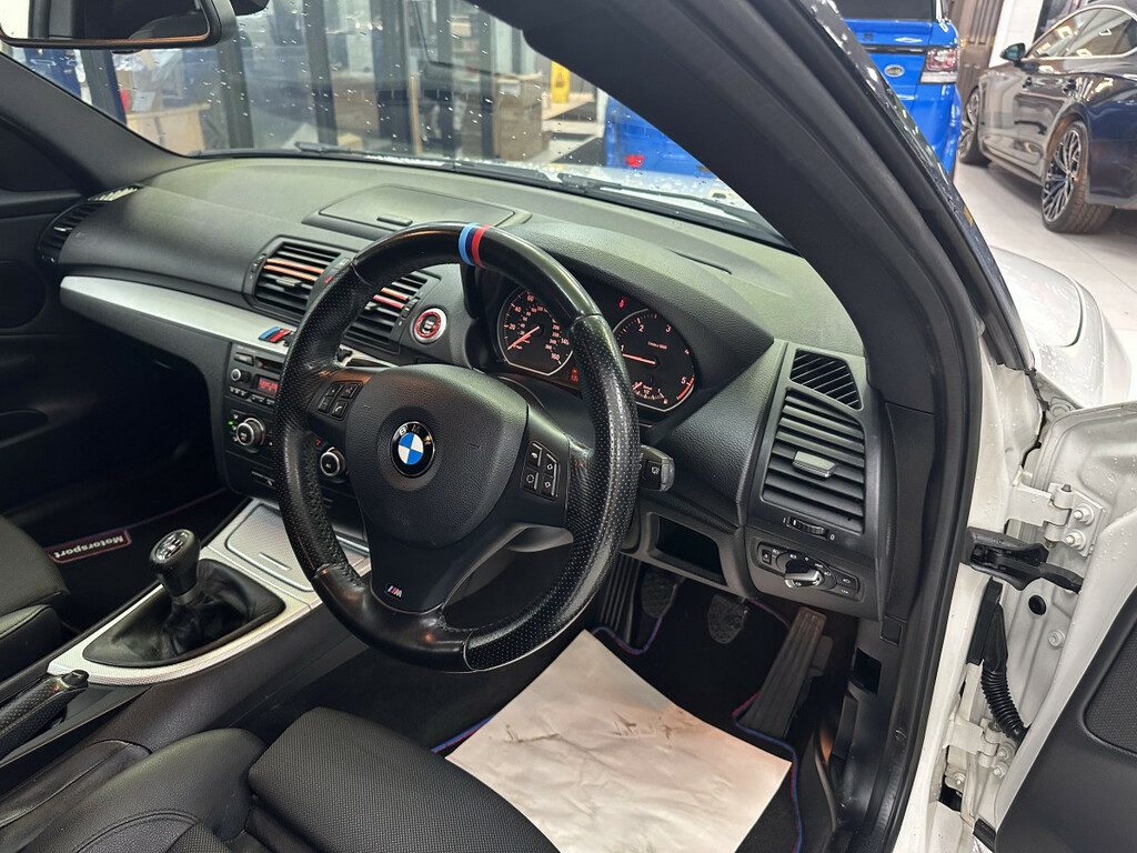 BMW 1 Series M Sport HXZ4119 White #3