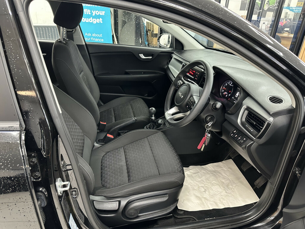 Kia RIO 1 SXZ6821 Black #3
