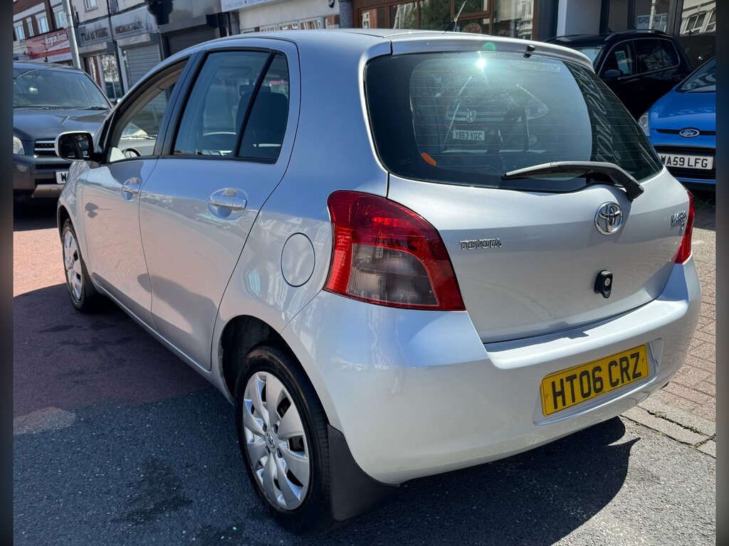 Toyota Yaris 1.4 D-4d T3 Multimode Silver #8