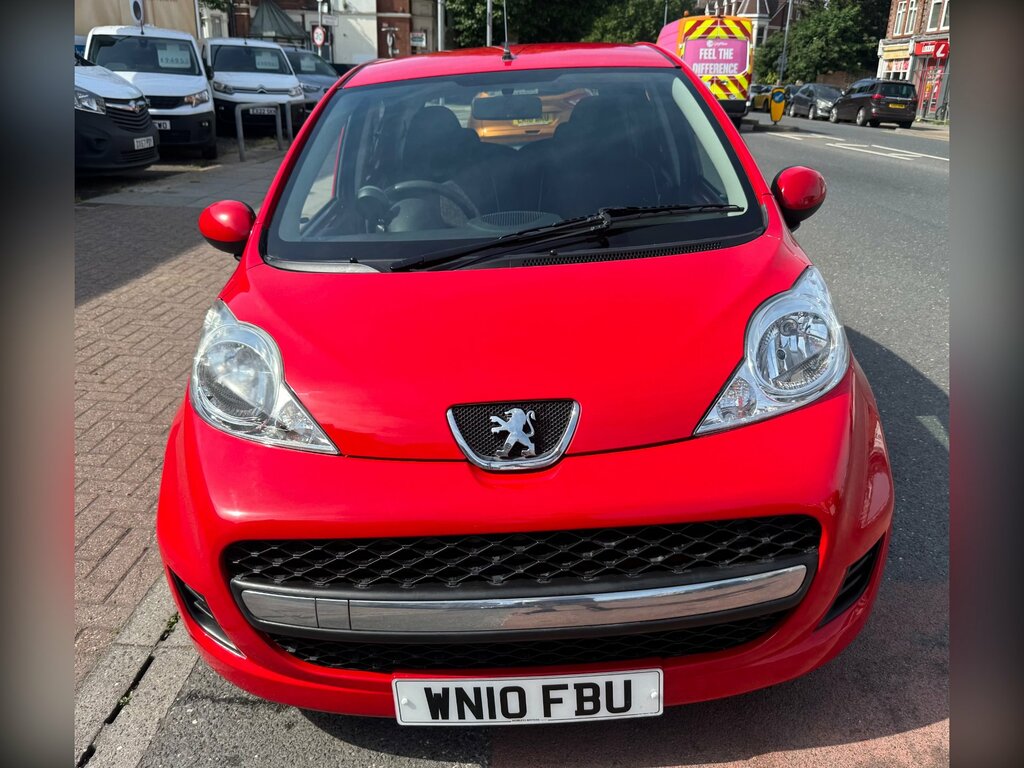 Peugeot 107 1.0 12V Verve Hatchback Euro 4 Red #2