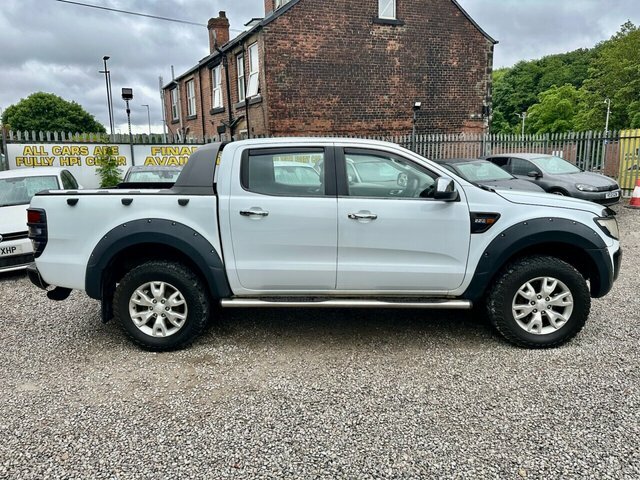Ford Ranger 2.2 Tdci Xlt Super Pickup Extended Cab White #5
