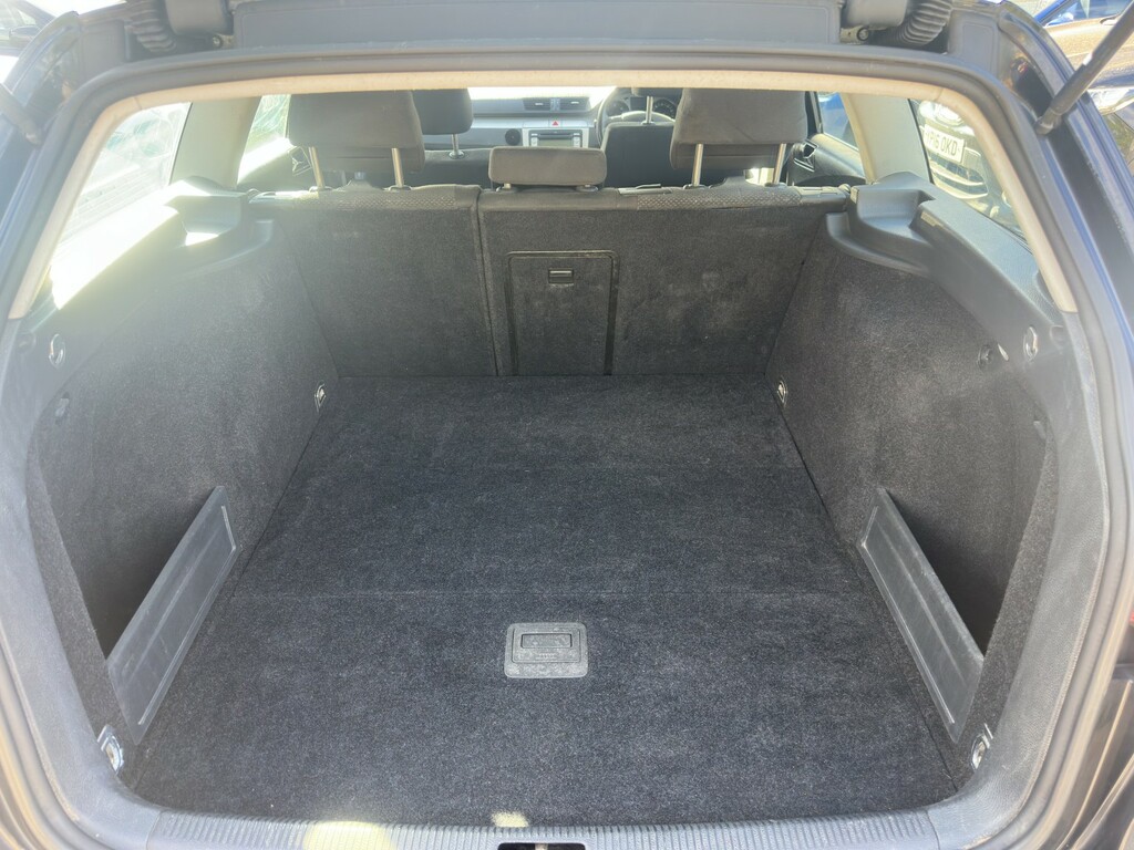 Volkswagen Passat 2L Tdi Se Silver #11