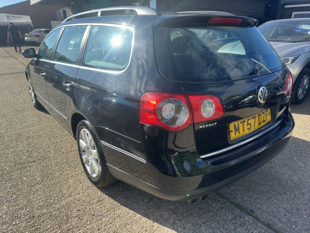 Volkswagen Passat 2.0 Tdi Se 2007 Black #4