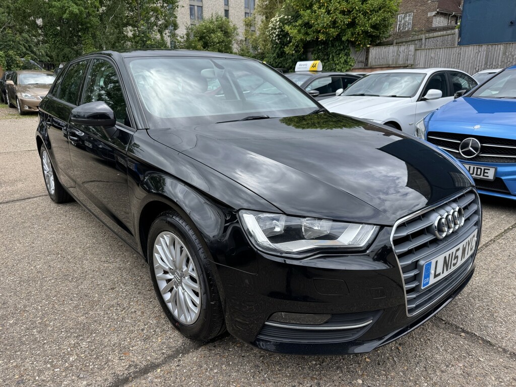 Audi A3 1.6 Tdi 110 Sport Black #1