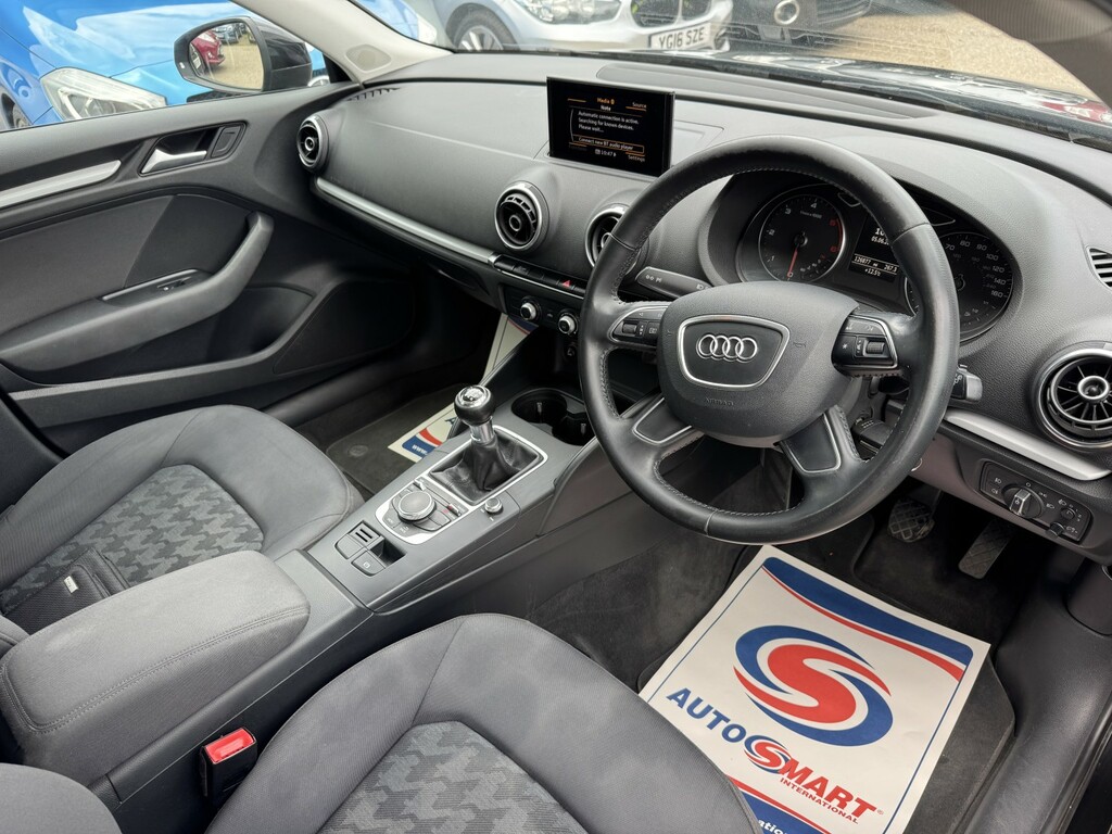 Audi A3 1.6 Tdi 110 Sport Black #9