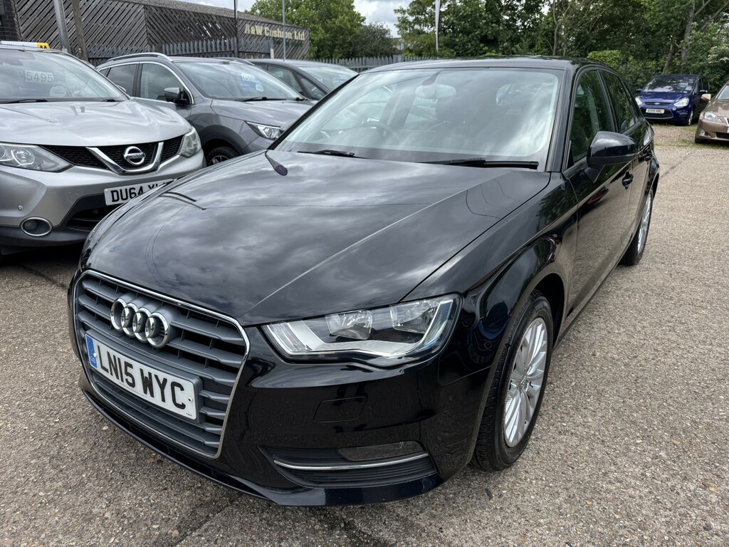 Audi A3 1.6 Tdi 110 Sport Black #3