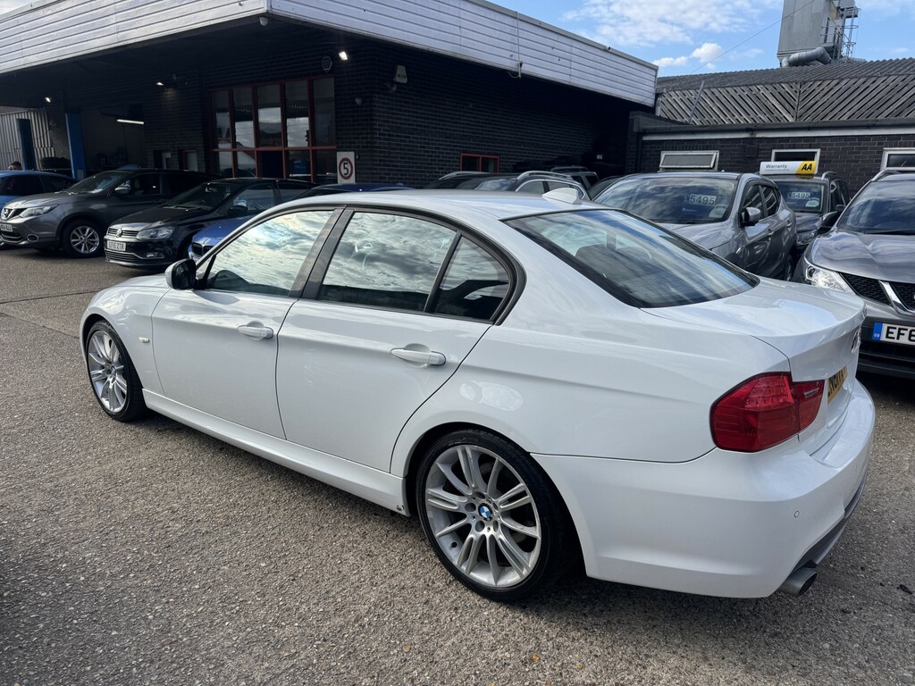 BMW 3 Series 2.0 318D M Sport White #3