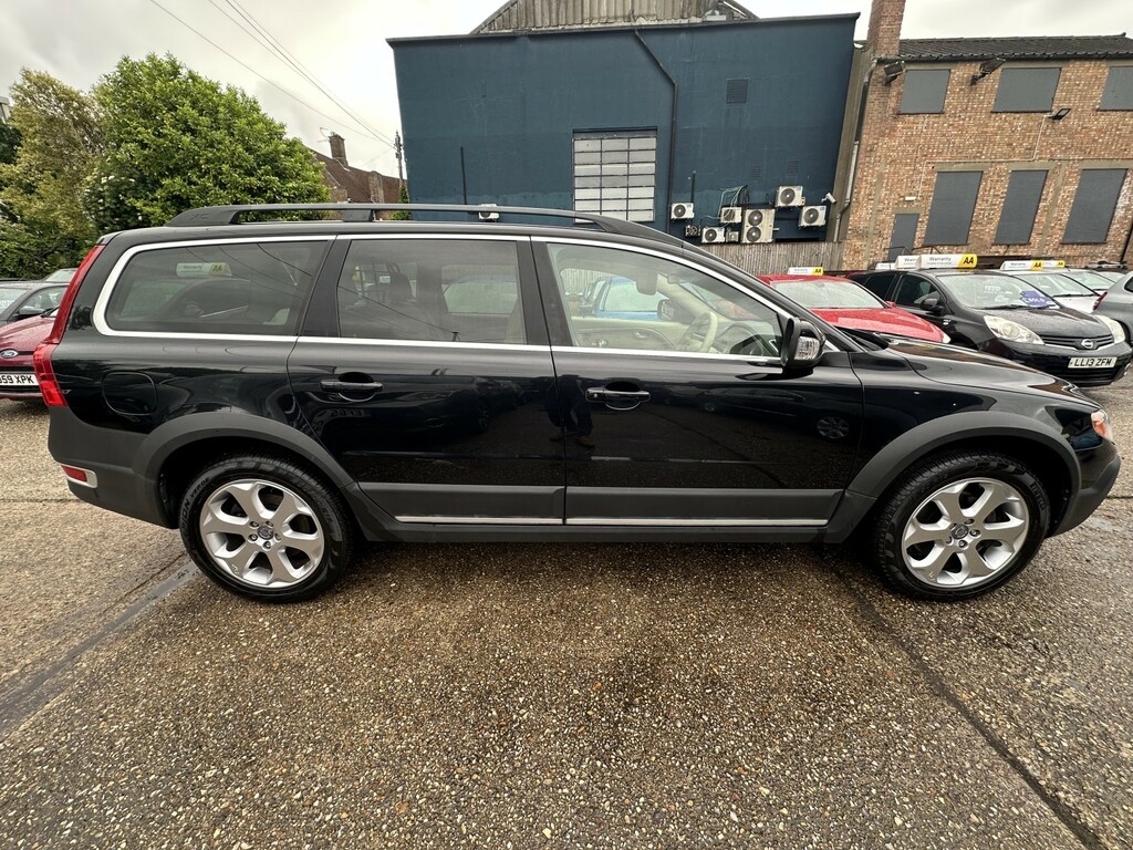 Volvo XC70 Xc70 D5 Se Awd Brown #8