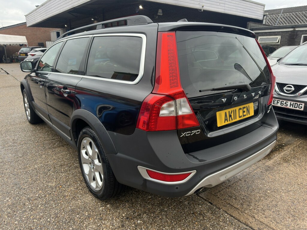 Volvo XC70 2.4 D5 Se Lux 2011 Black #5