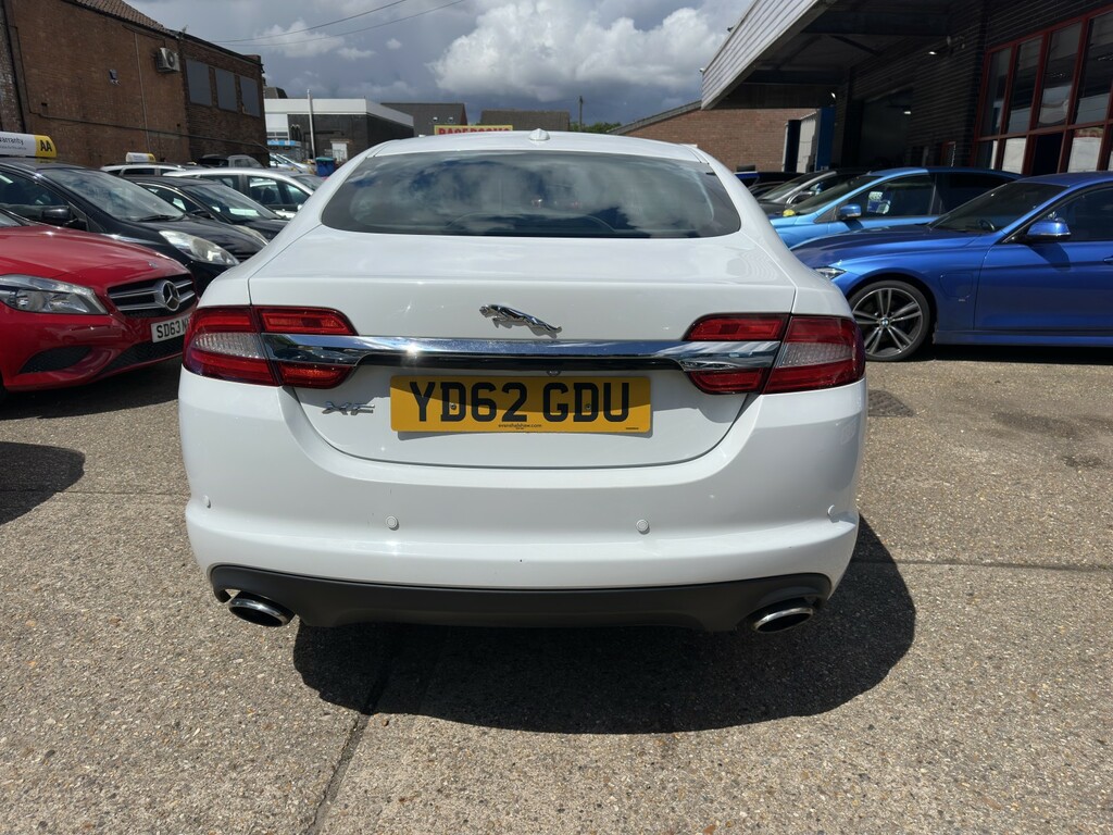 Jaguar XF 3.0 D V6 Luxury 2012 White #6
