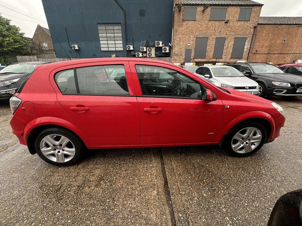 Vauxhall Astra Design #8