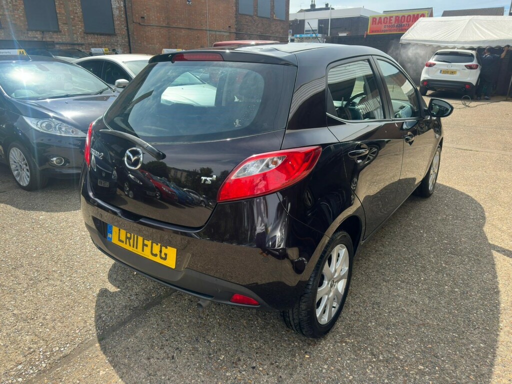 Mazda 2 1.5 Ts2 2011 Red #5