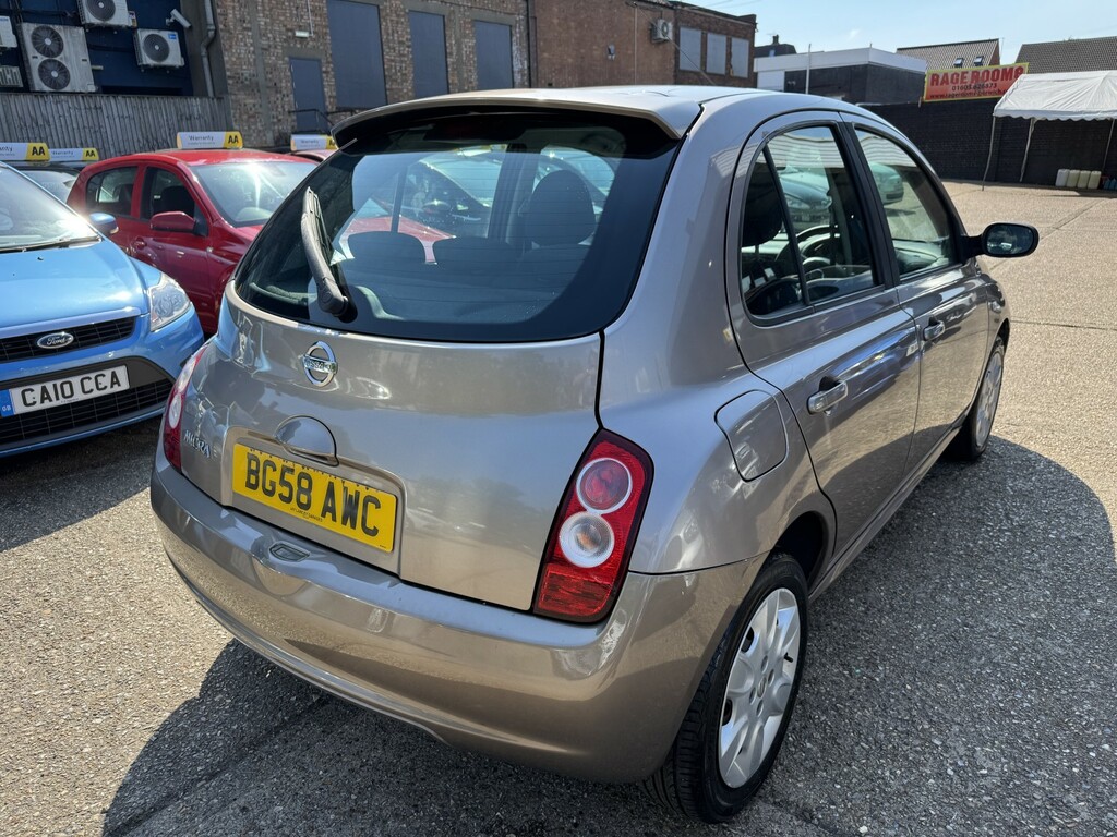 Nissan Micra 1.2 16V Acenta 2009 Beige #6