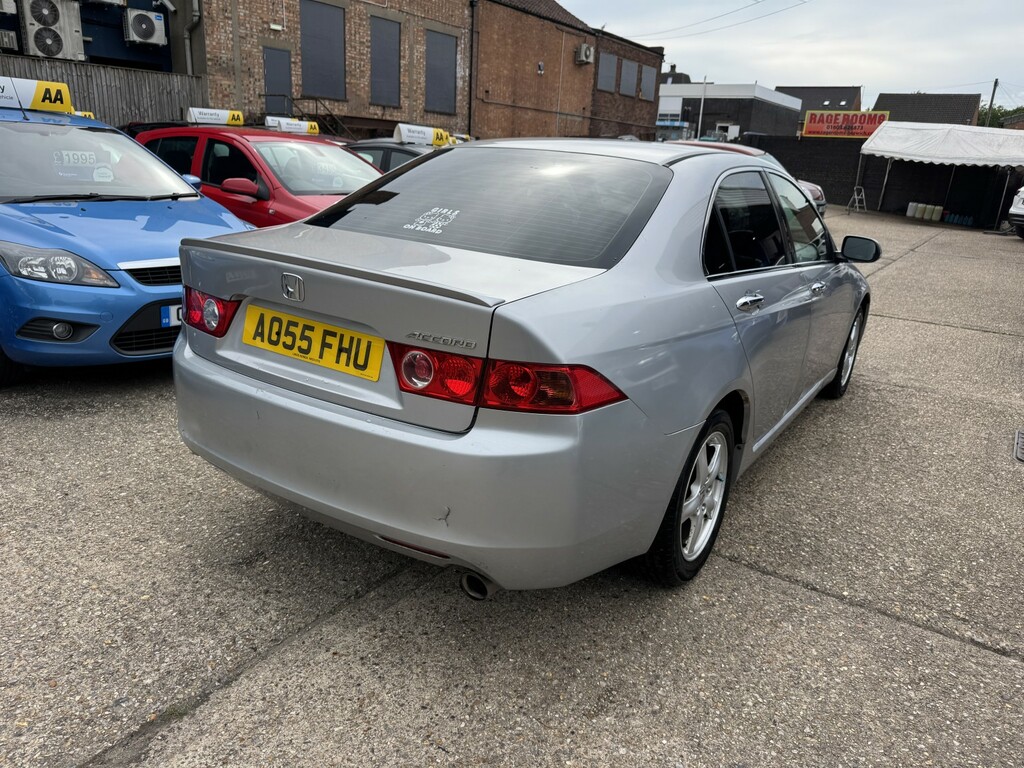 Honda Accord 2.0 I-vtec Sport Silver #2