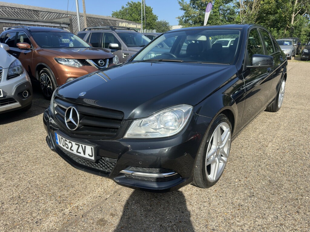 Mercedes-Benz C Class 1.6 C180 Blueefficiency Executive Se 2012 Black #3