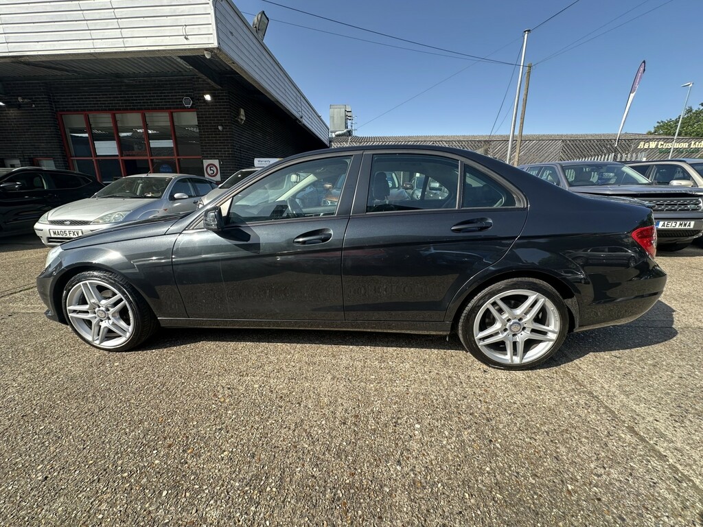 Mercedes-Benz C Class 1.6 C180 Blueefficiency Executive Se 2012 Black #4