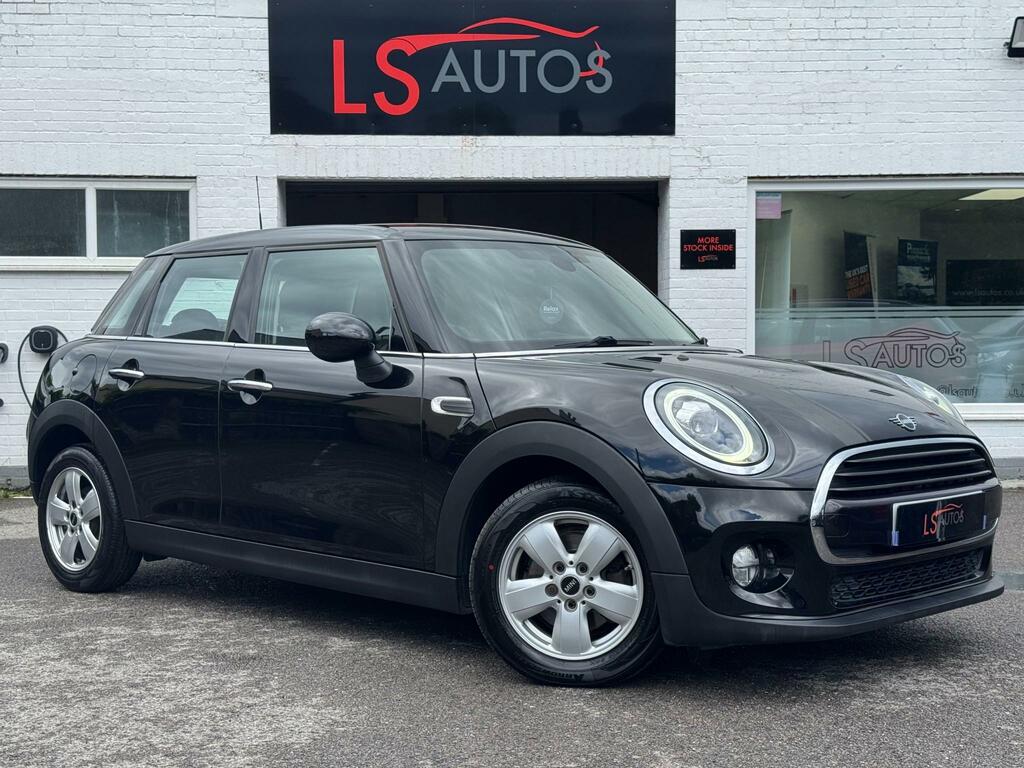 Mini Hatch 1.5 Cooper D Hatchback Euro 6 S Black