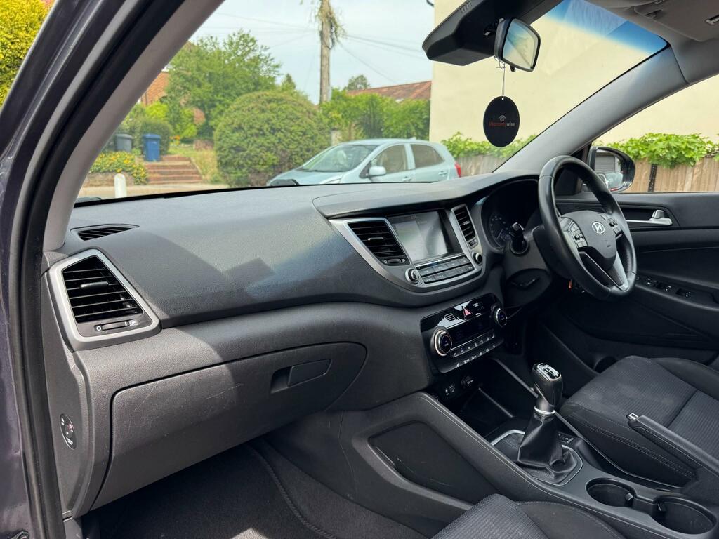 Hyundai Tucson Se Nav Black #16