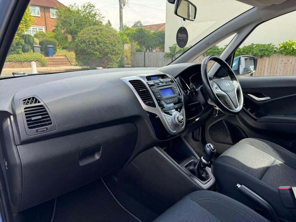 Hyundai Ix20 1.4 Blue Drive Se 2015 65 White #16