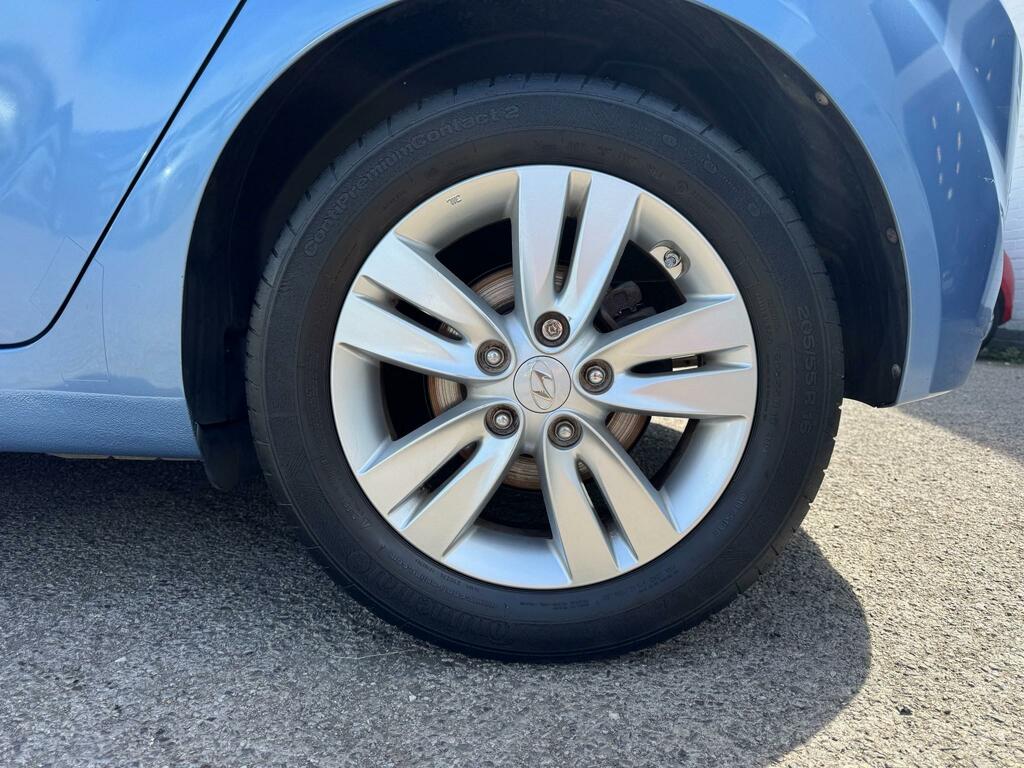Hyundai Ix20 1.4 Blue Drive Se 2015 65 White #11