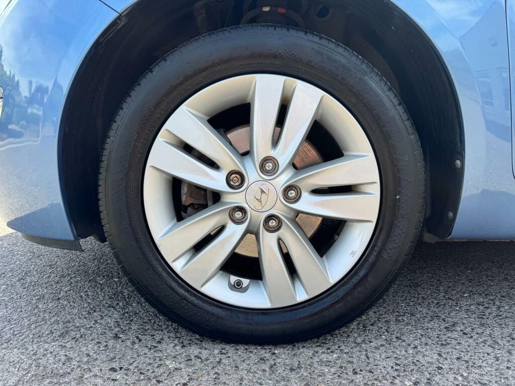 Hyundai Ix20 1.4 Blue Drive Se 2015 65 White #10