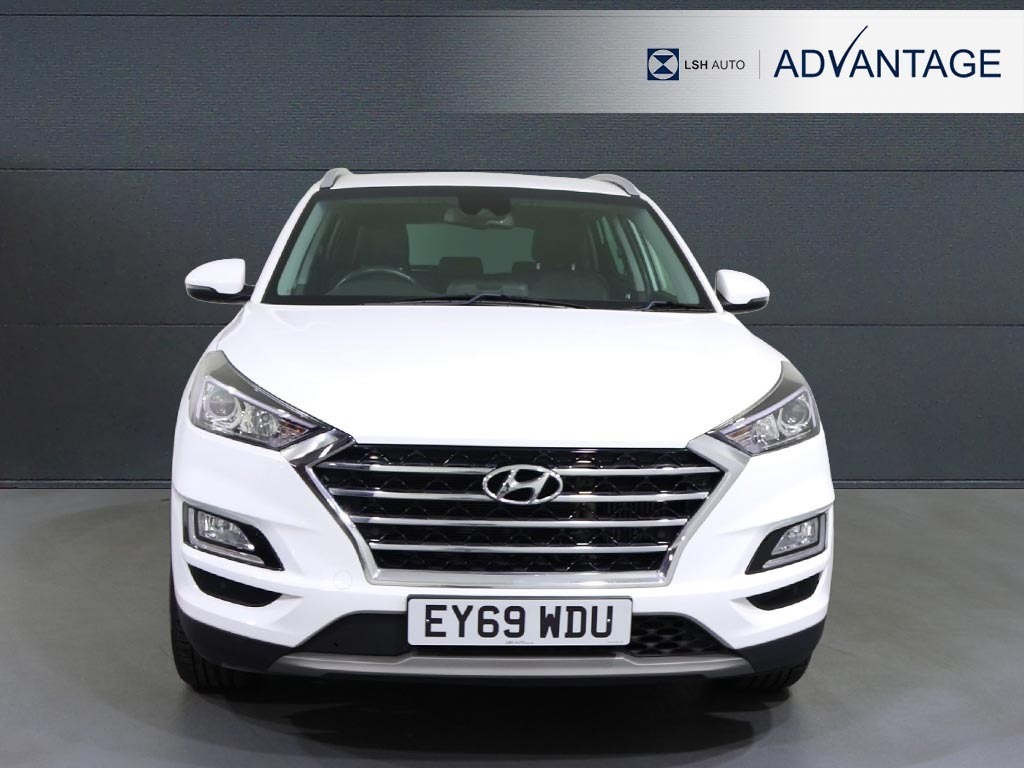 Hyundai Tucson 1.6 Crdi Premium 2Wd White #4