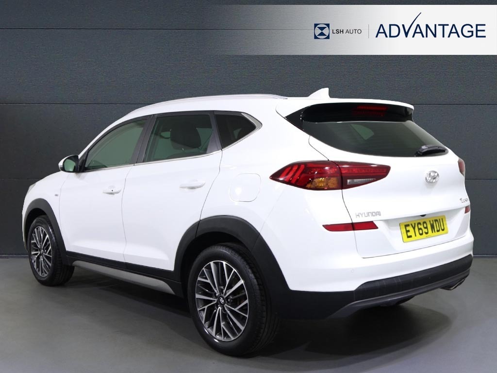 Hyundai Tucson 1.6 Crdi Premium 2Wd White #2