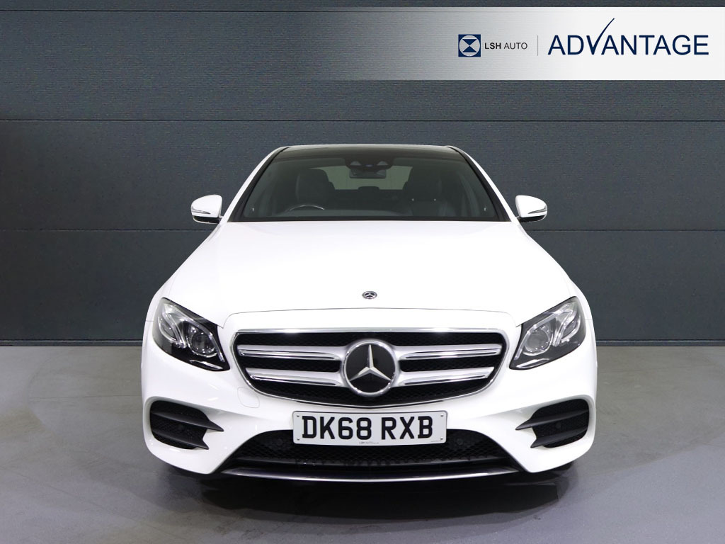 Mercedes-Benz E Class E220d Amg Line Premium Plus 9G-tronic DK68RXB White #4