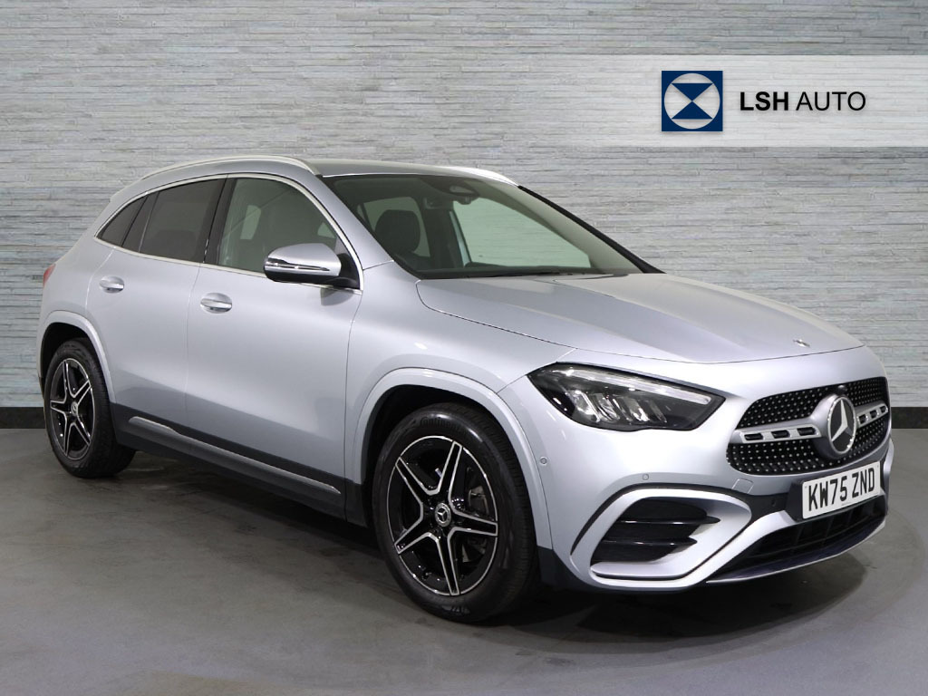 Mercedes-Benz GLA Class Gla 220D 4Matic Amg Line Executive Silver