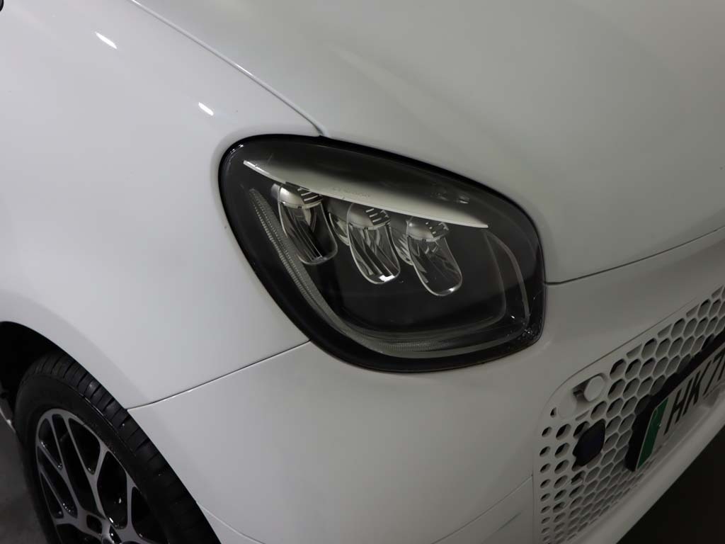 Smart Fortwo Coupe 60Kw Eq Exclusive 17Kwh 22Kwch White #6