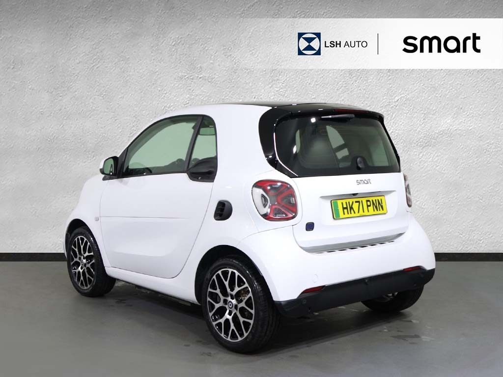 Smart Fortwo Coupe 60Kw Eq Exclusive 17Kwh 22Kwch White #2