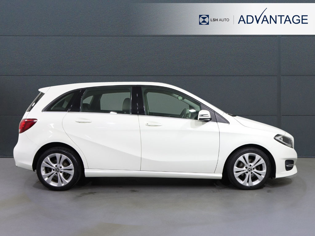 Mercedes-Benz B Class B180d Sport YG67LNN White #3