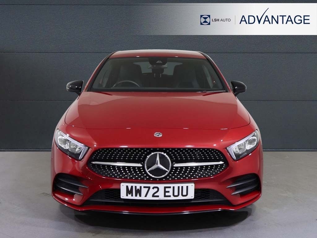 Mercedes-Benz A Class A180 Amg Line Executive MW72EUU Red #4