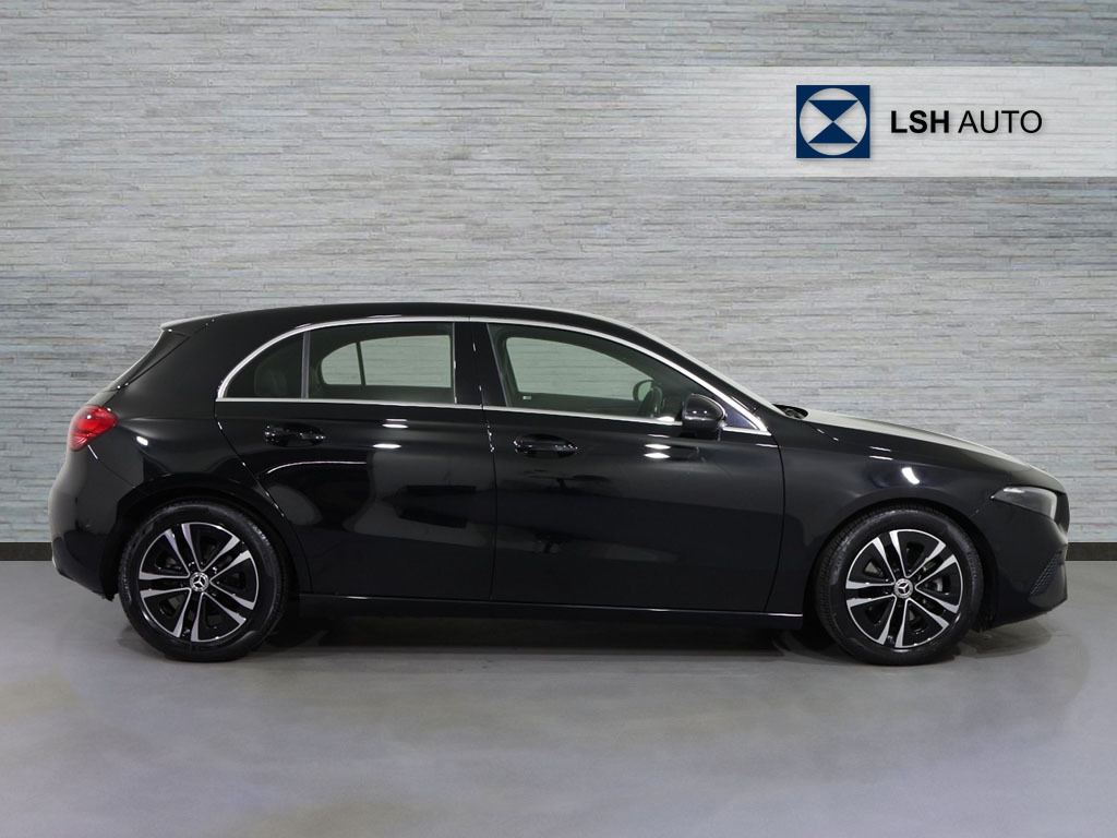 Mercedes-Benz A Class A180 Sport Black #2