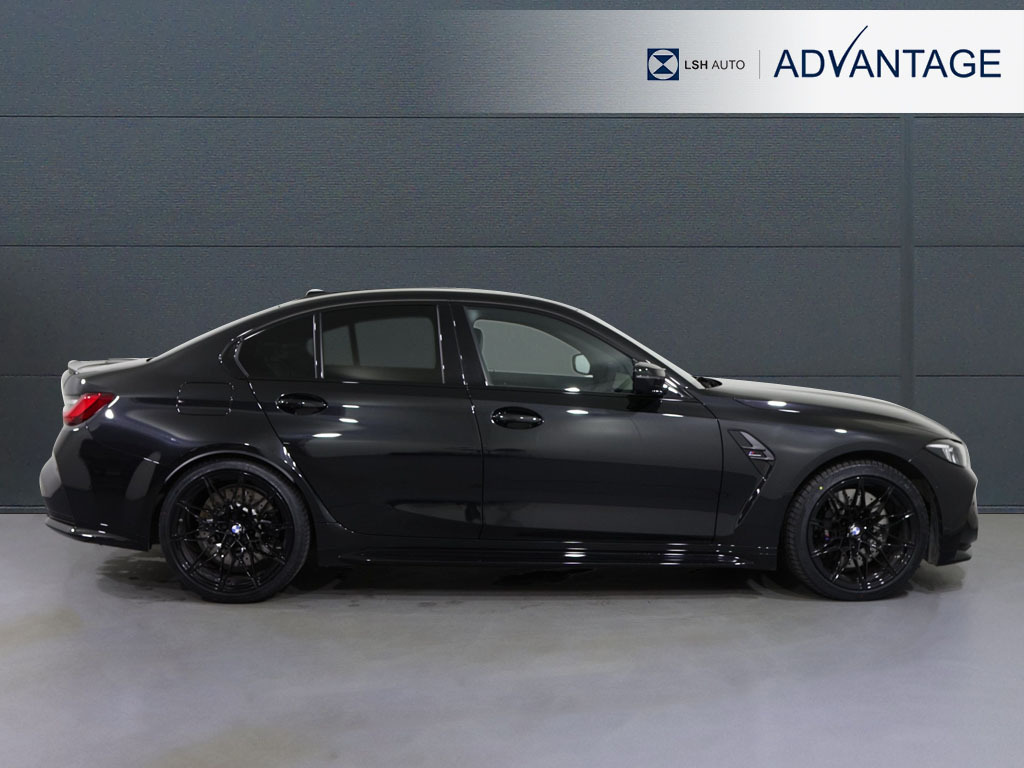 BMW M3 M3 Xdrive 530 Competition M Step YP75RJV Black #3