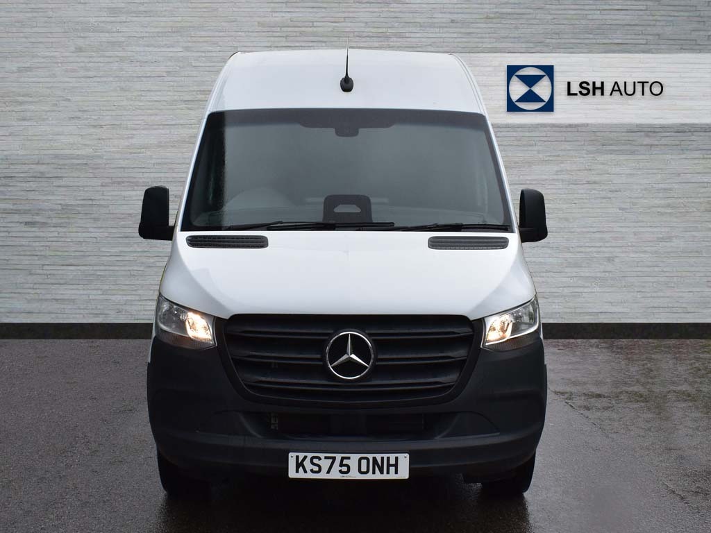 Mercedes-Benz Sprinter 3.5T L3 H2 Pro Van White #4