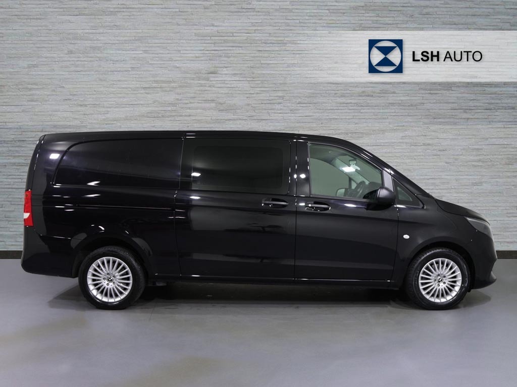 Mercedes-Benz Vito 119Cdi Pro Crew Van 9G-tronic BJ74UTH Black #3