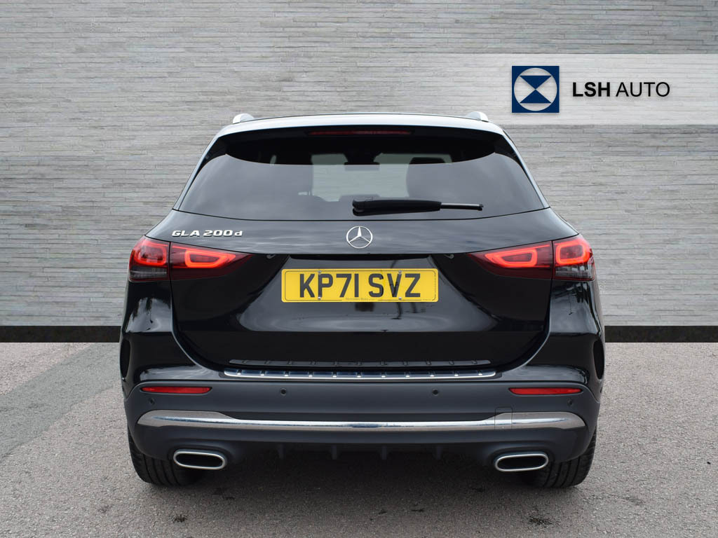 Mercedes-Benz GLA Class Gla 200D Amg Line Executive Black #5