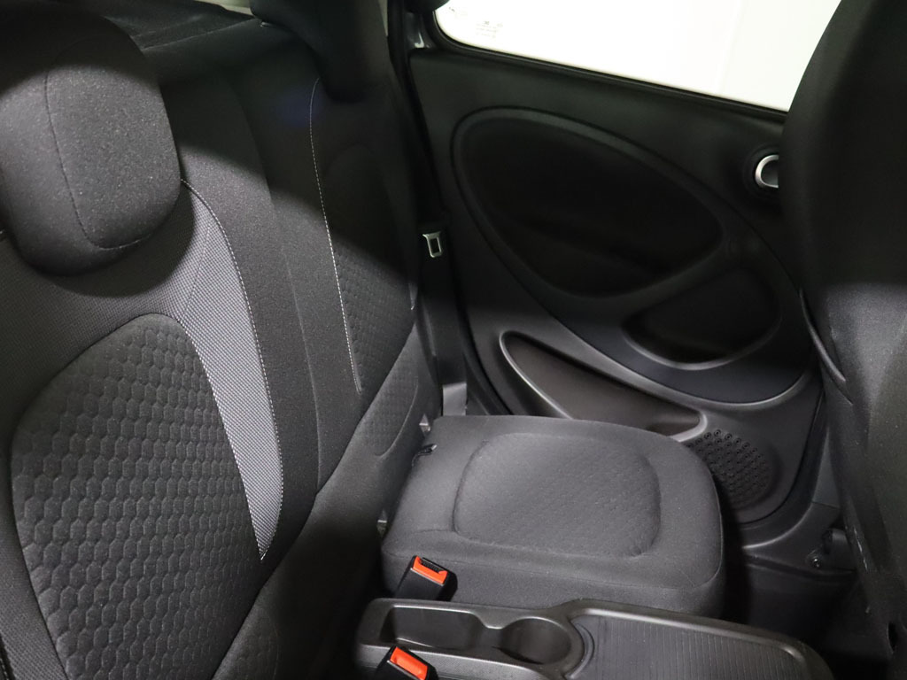 Smart Forfour 60Kw Eq Exclusive 17Kwh 22Kwch 2022 Black #20
