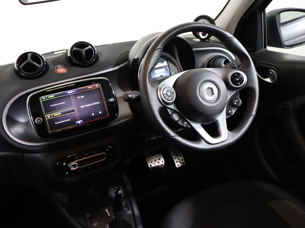 Smart Forfour 60Kw Eq Exclusive 17Kwh 22Kwch 2022 Black #21