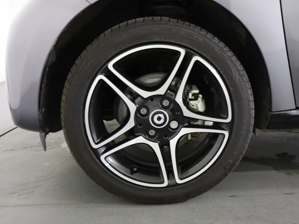 Smart Forfour 60Kw Eq Exclusive 17Kwh 22Kwch 2022 Black #8