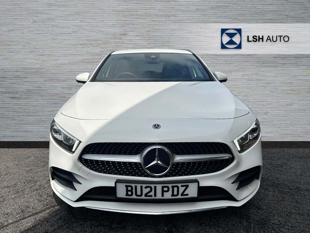Mercedes-Benz A Class A200 Amg Line White #4