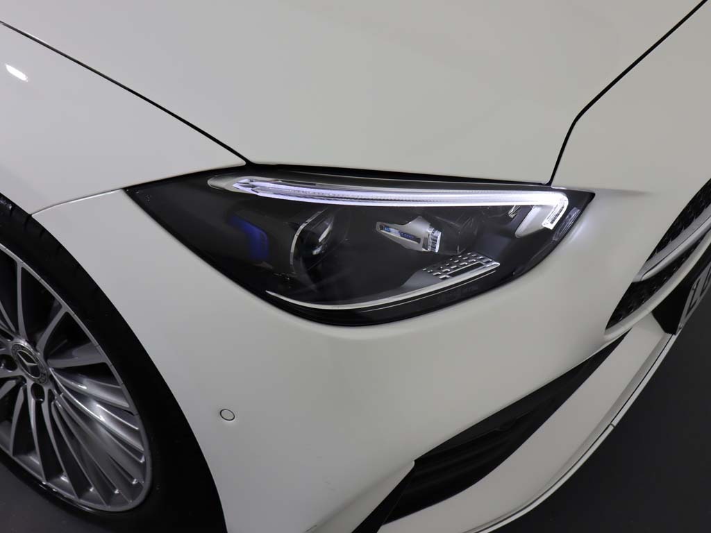 Mercedes-Benz C Class C200 Amg Line Premium 9G-tronic LG72OGL White #6